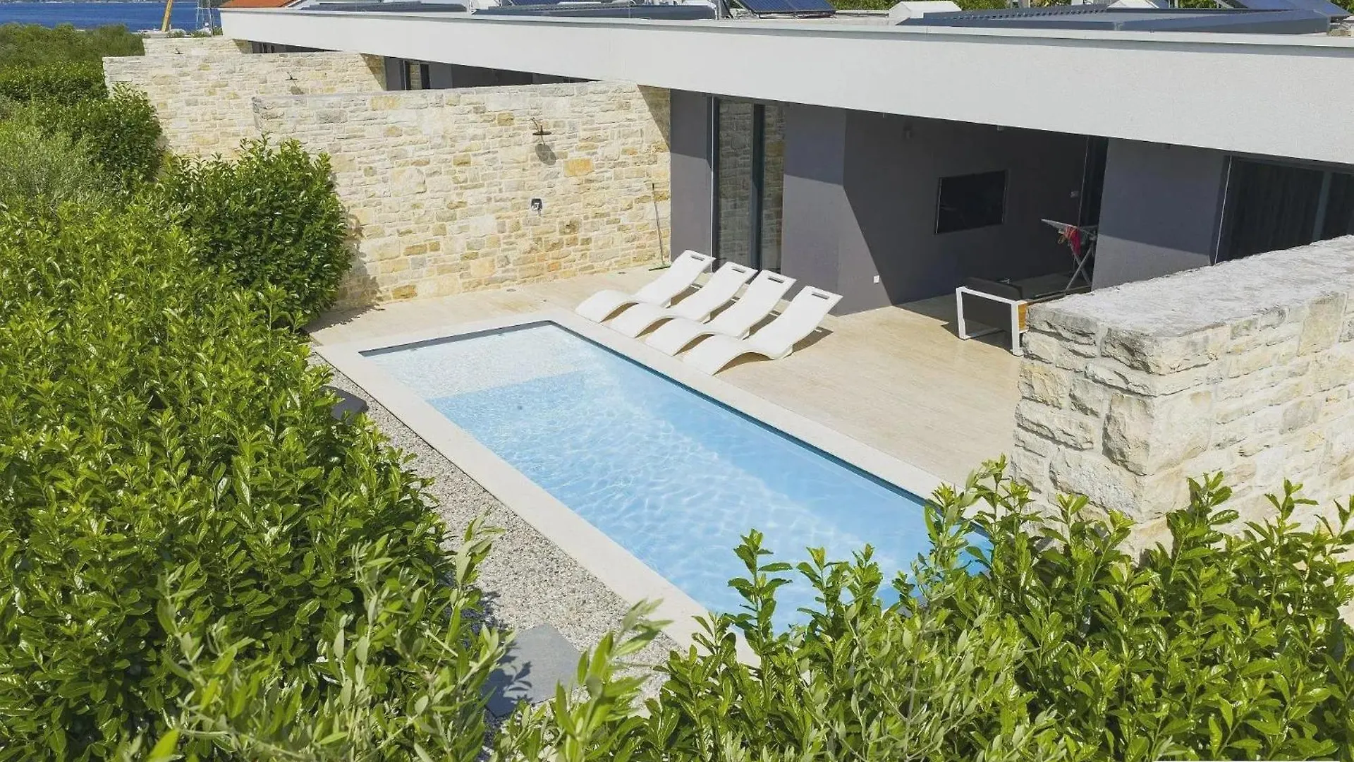 Beautiful Villa In Kraj With Outdoor Swimming Pool And Wifi 0*, Kraj (Zadar) Croacia